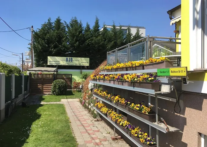 Ajo - Alte Donau Or Garden View Balcony - Self-check-in