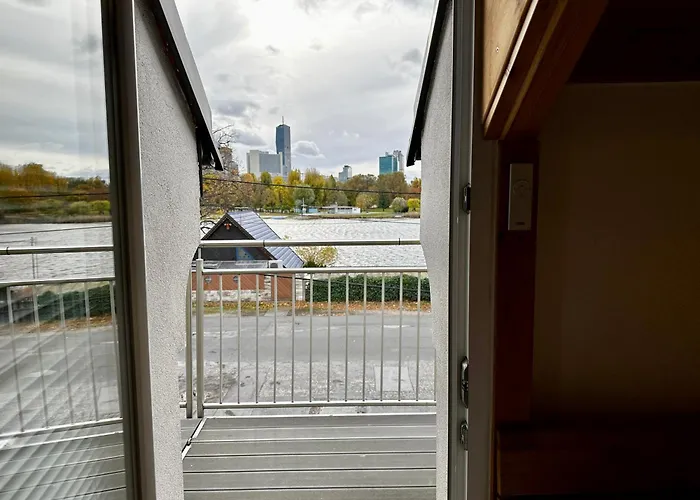 Апартаменти Ajo - Alte Donau Or Garden View Balcony - Self-check-in Відень